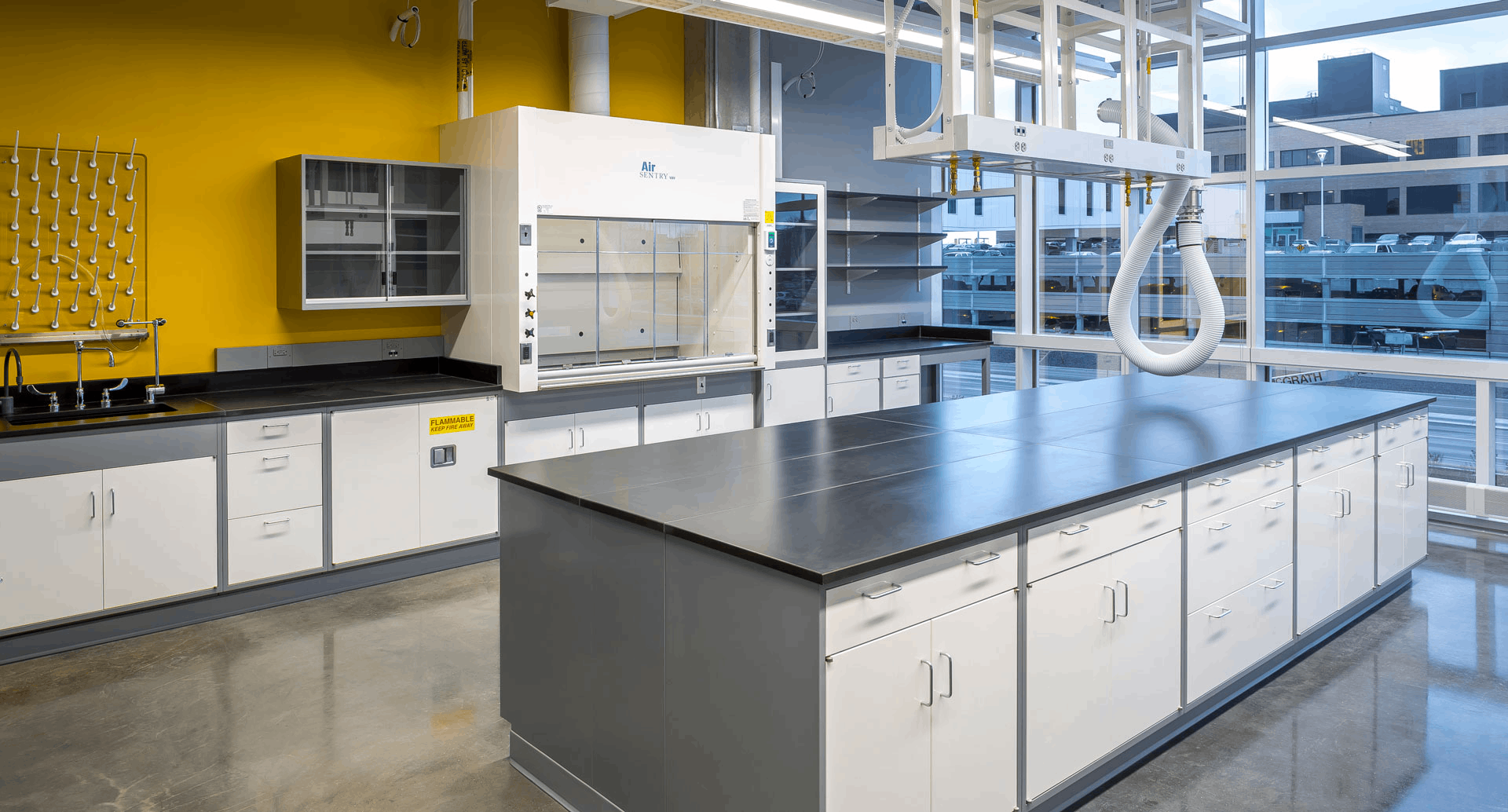 實驗室裝修中新風系統的設計與運行原理